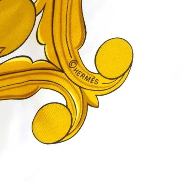 EUC$585 HERMES Gold SCARF - Picture 10 of 16